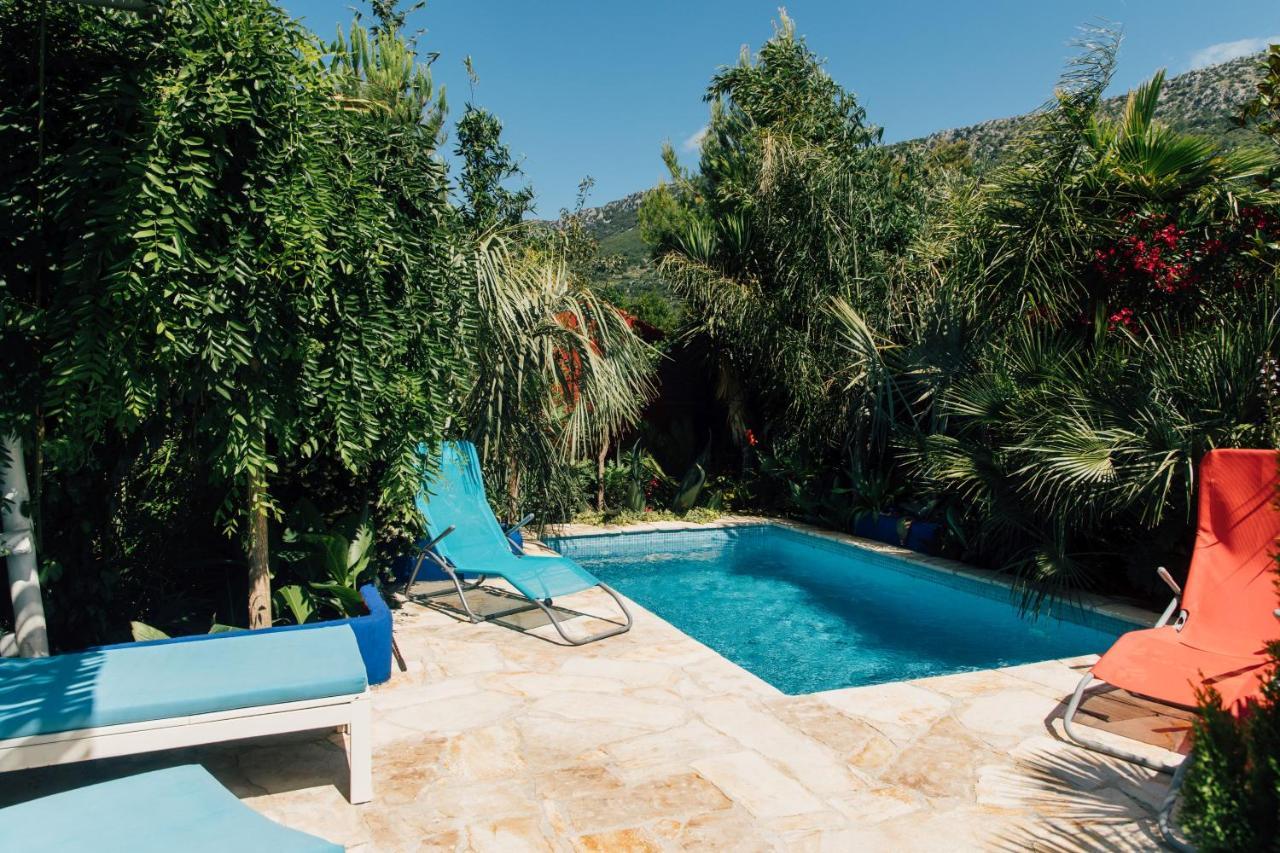 Villa Tropica Kaštela Esterno foto