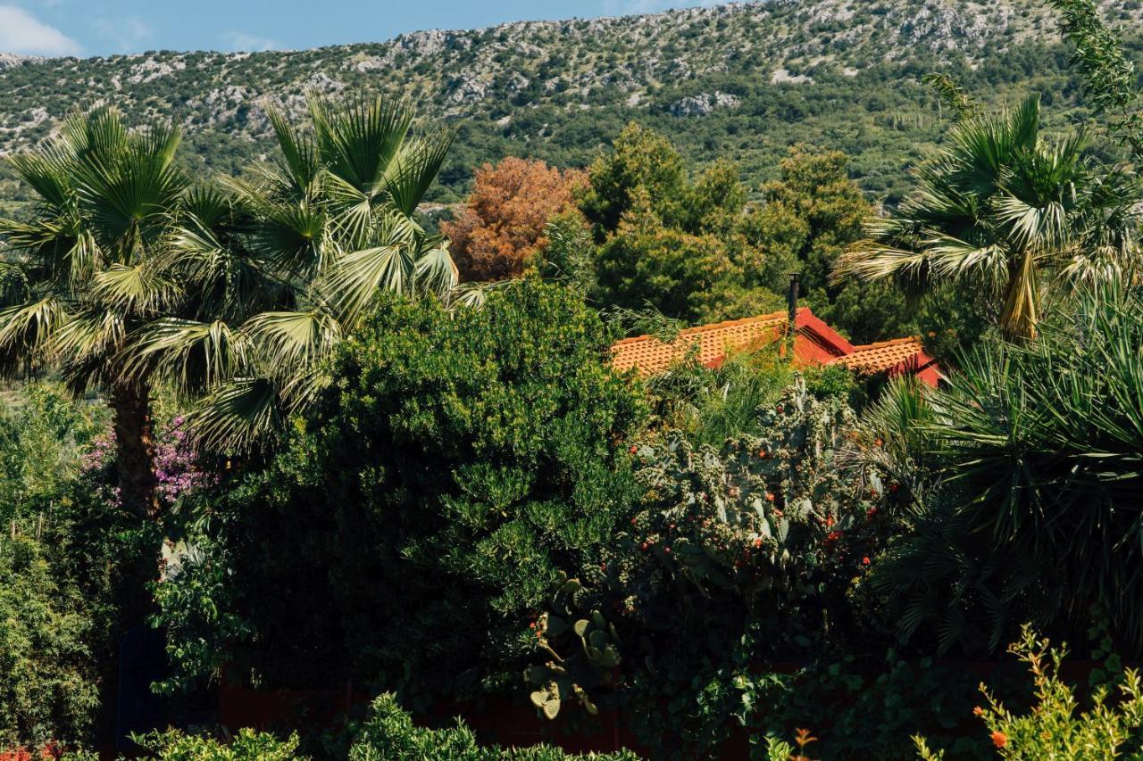 Villa Tropica Kaštela Esterno foto